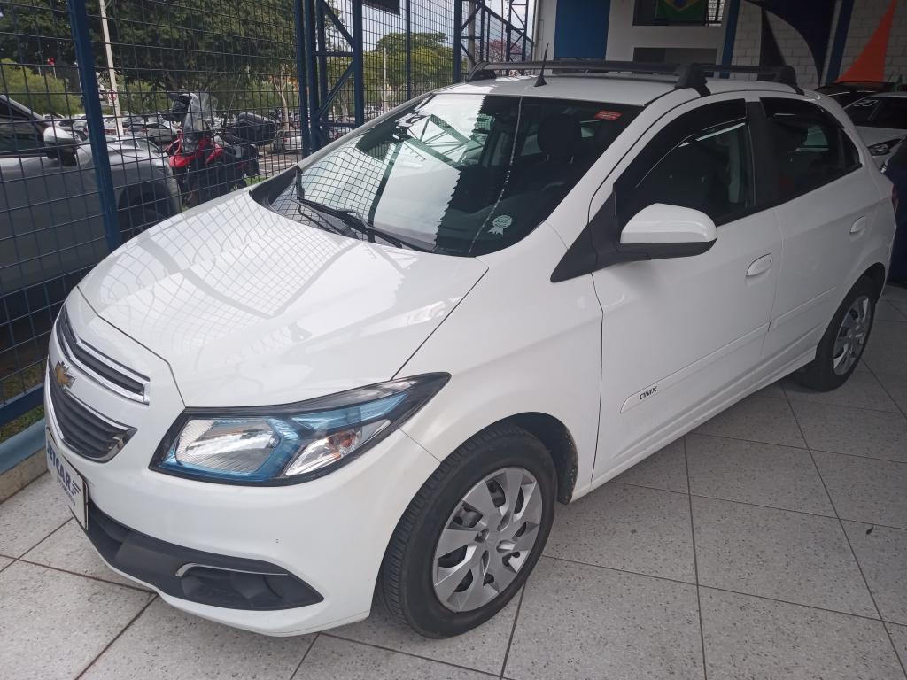 CHEVROLET Onix Hatch