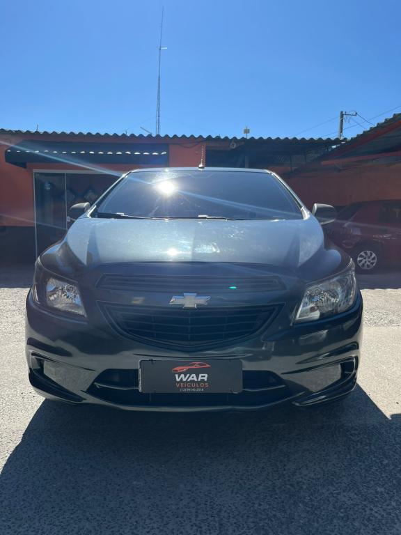 CHEVROLET Onix Hatch - Foto