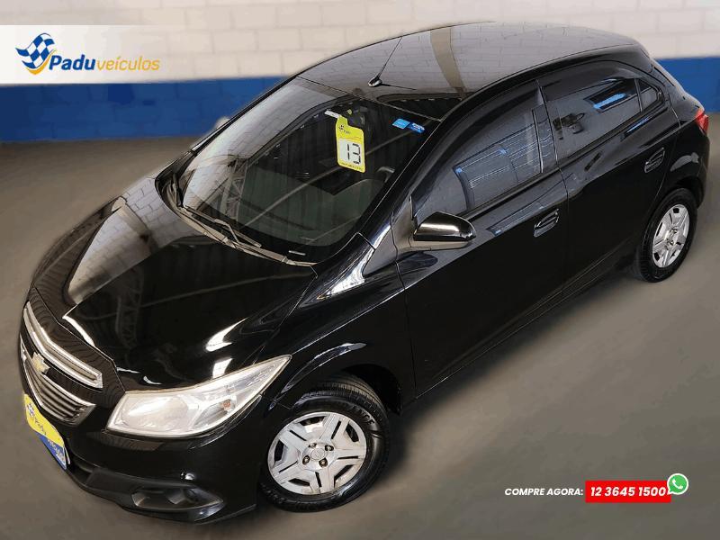 CHEVROLET Onix Hatch - Foto