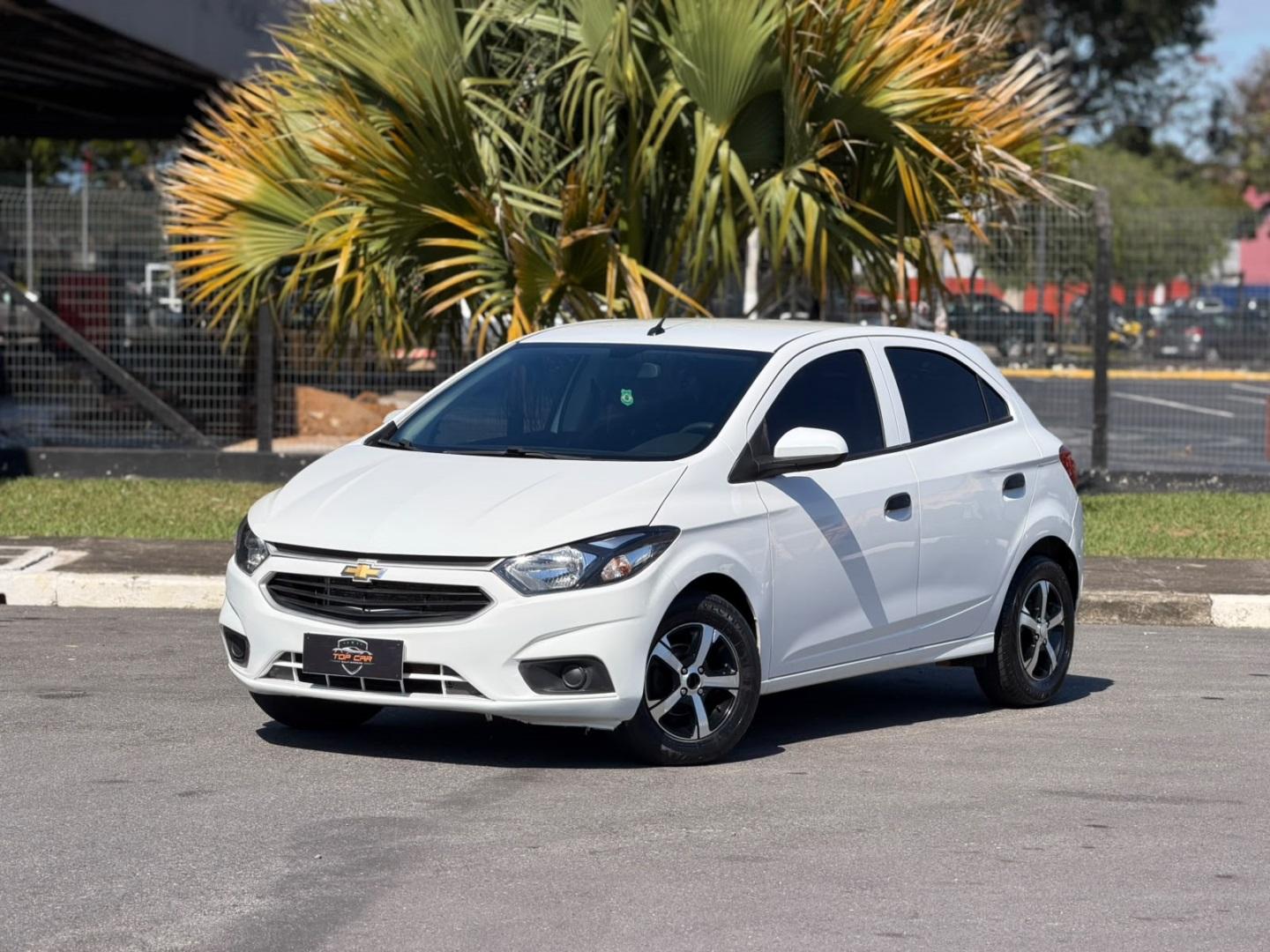 CHEVROLET Onix Hatch - Foto