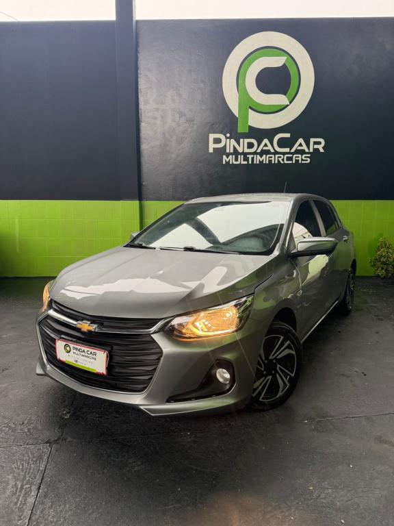 CHEVROLET Onix Hatch - Foto