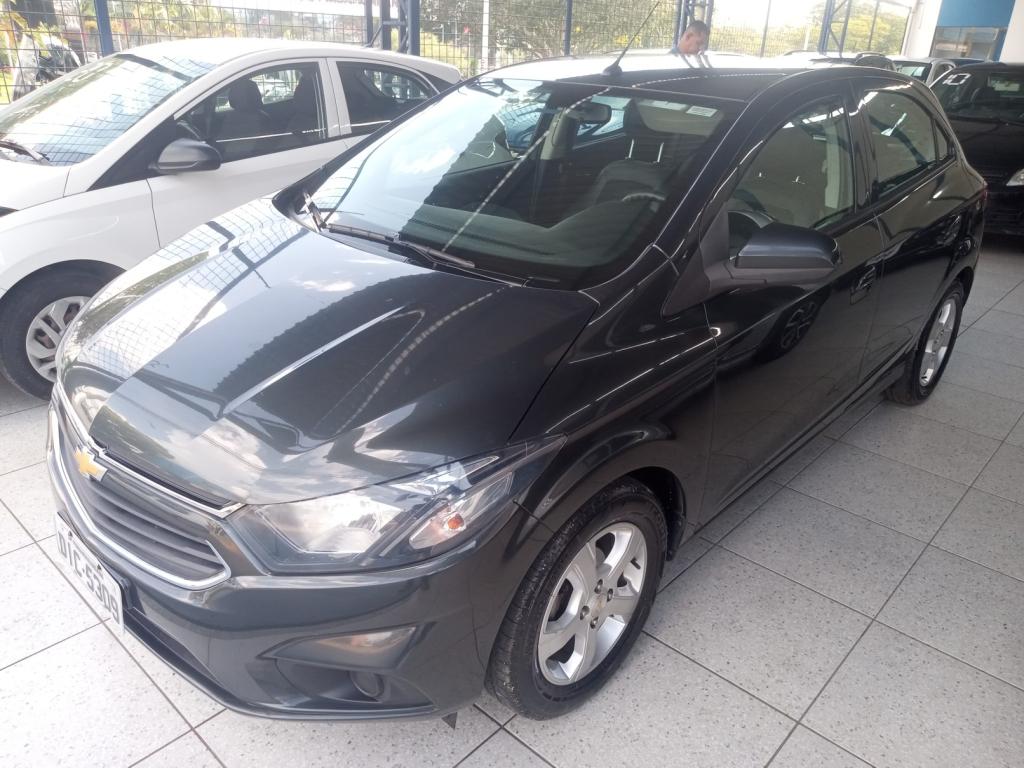 CHEVROLET Onix Hatch - Foto