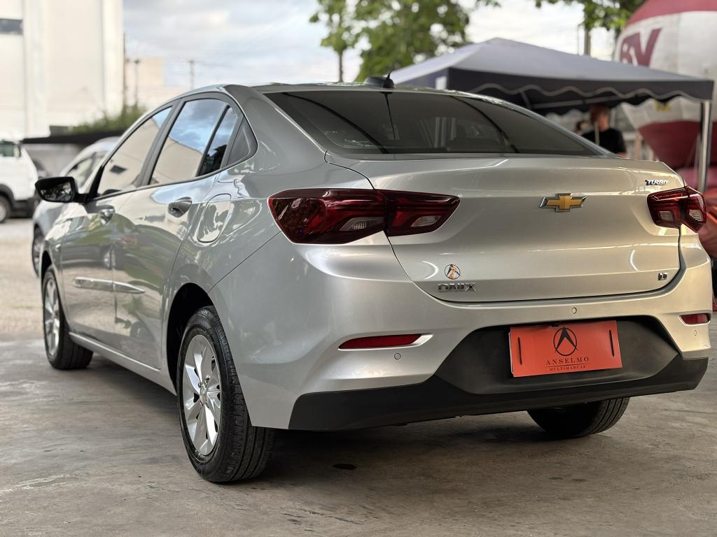 CHEVROLET Onix Sedan - Foto