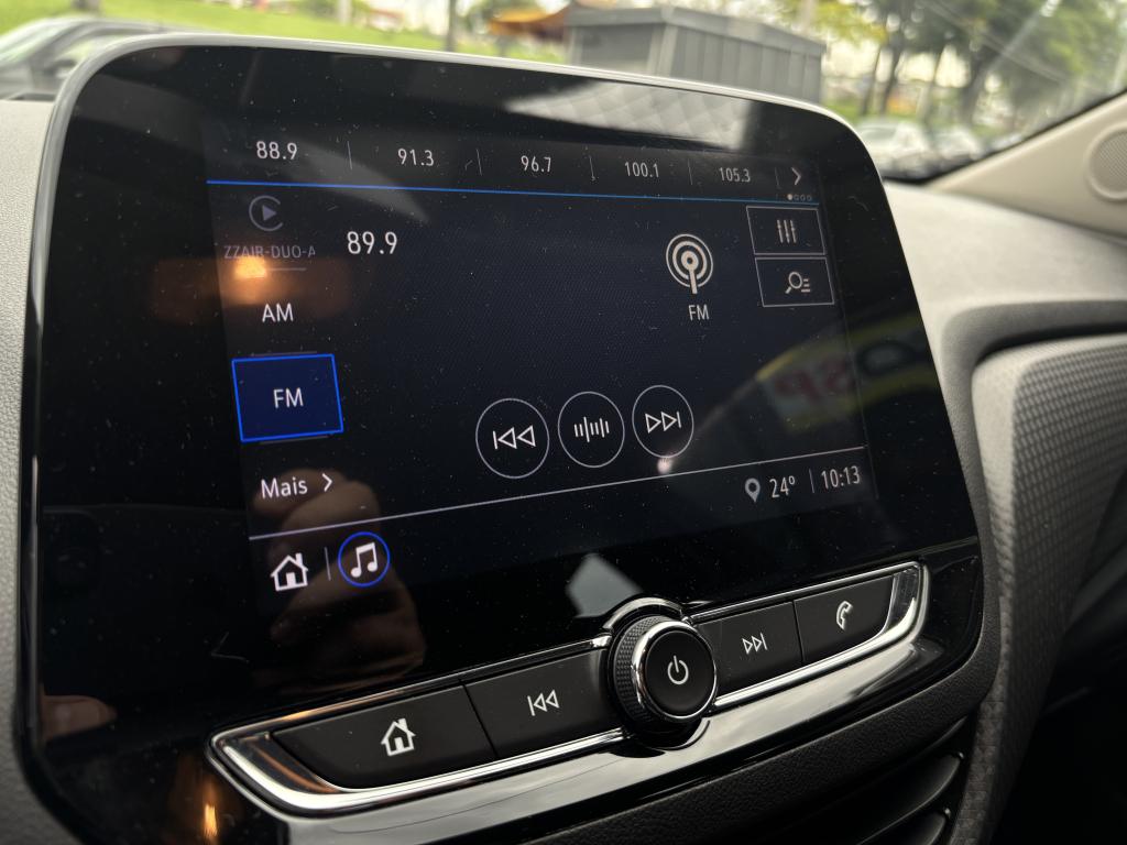 CHEVROLET Onix Sedan - Foto