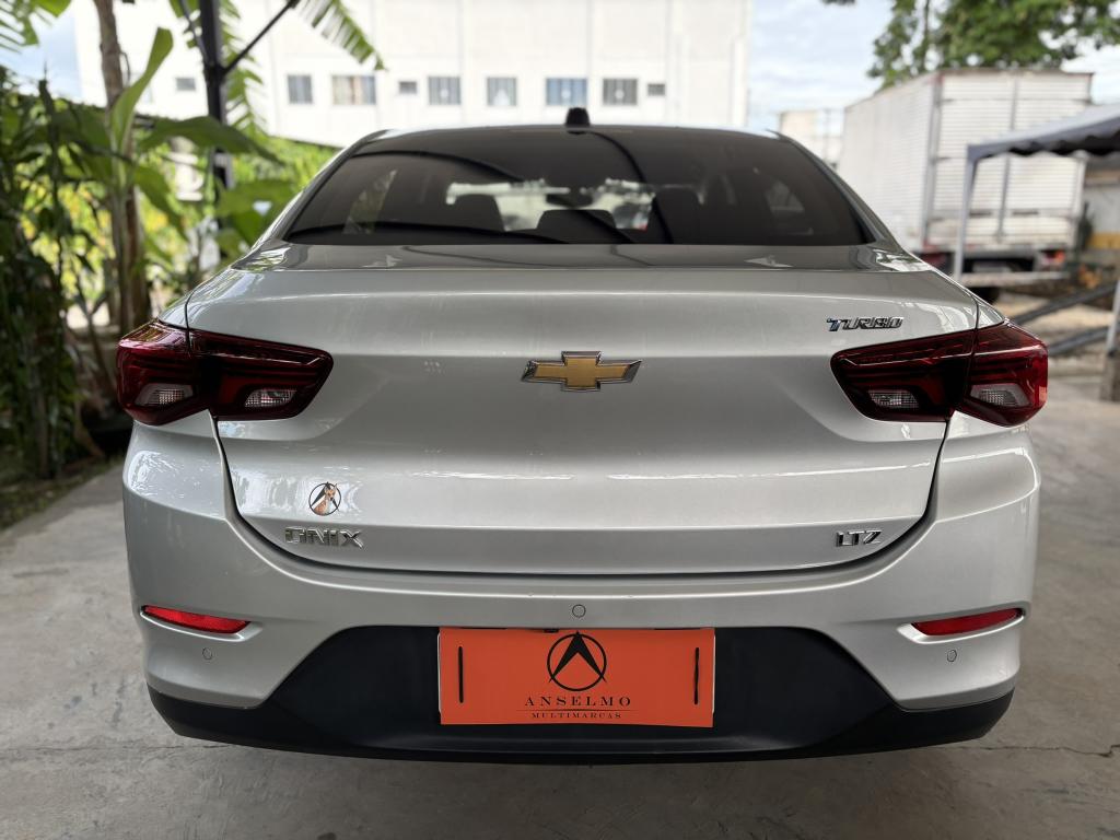 CHEVROLET Onix Sedan - Foto