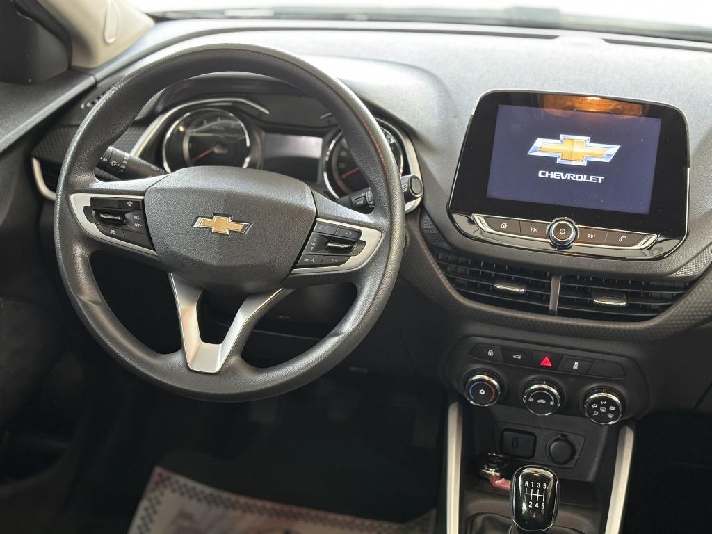 CHEVROLET Onix Sedan - Foto