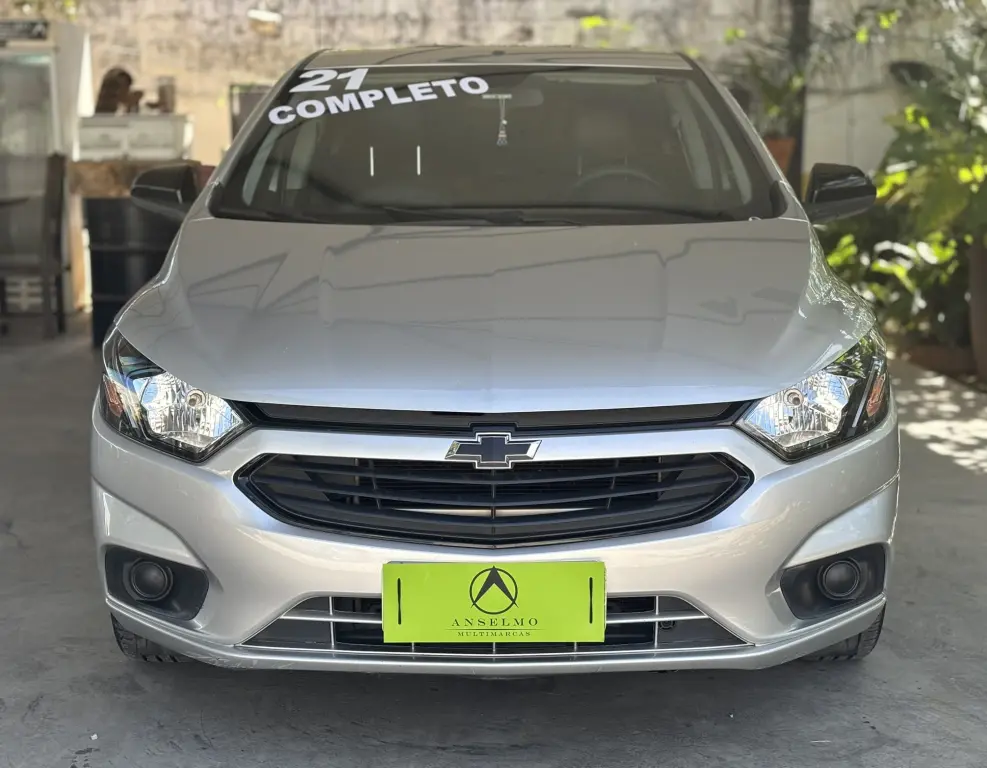 CHEVROLET Onix Sedan - Foto