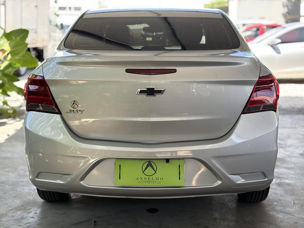 CHEVROLET Onix Sedan - Foto