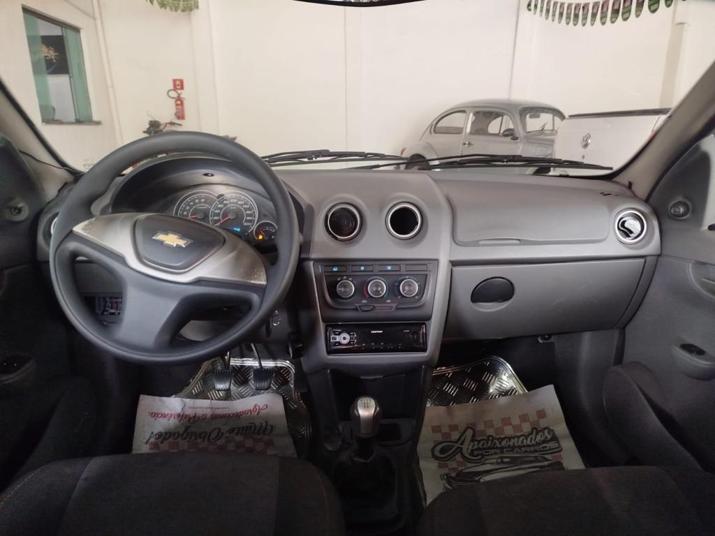 CHEVROLET Prisma - Foto