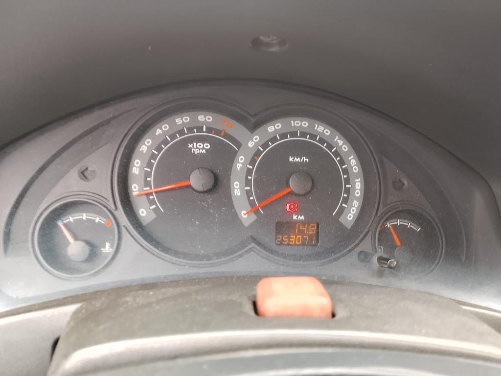 CHEVROLET Prisma - Foto