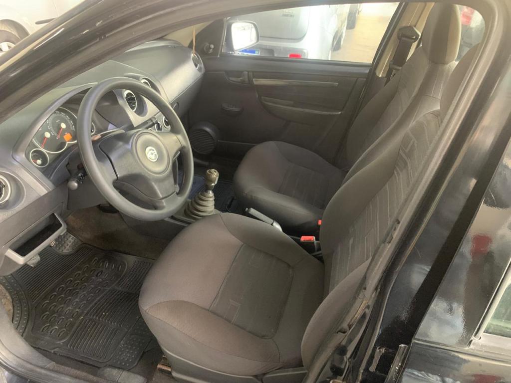 CHEVROLET Prisma - Foto