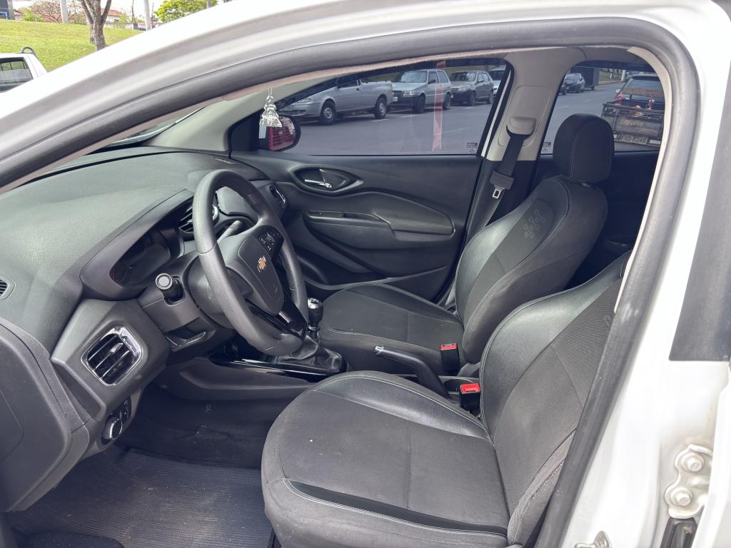 CHEVROLET Prisma - Foto