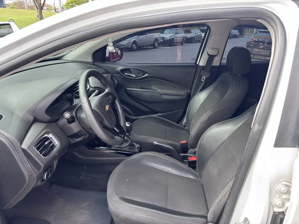CHEVROLET Prisma - Foto