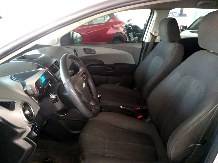 CHEVROLET Sonic Hatch - Foto