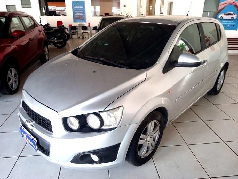 CHEVROLET Sonic Hatch - Foto