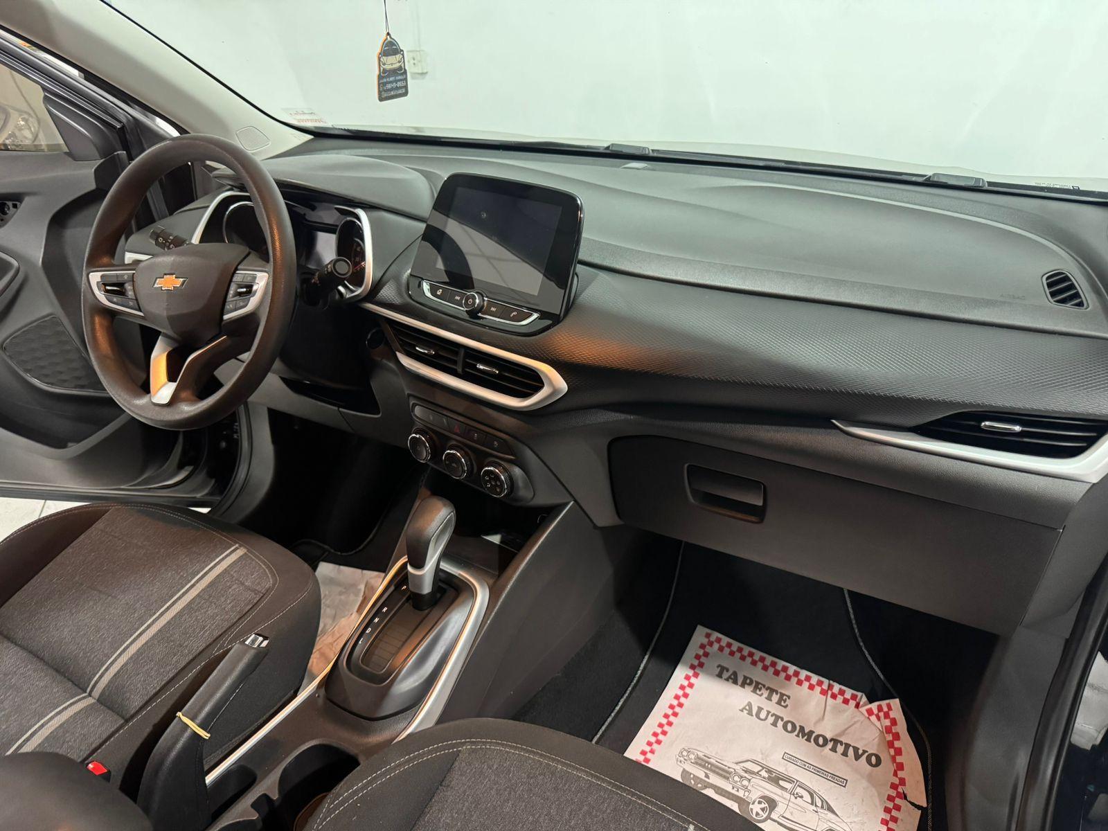 CHEVROLET Tracker - Foto