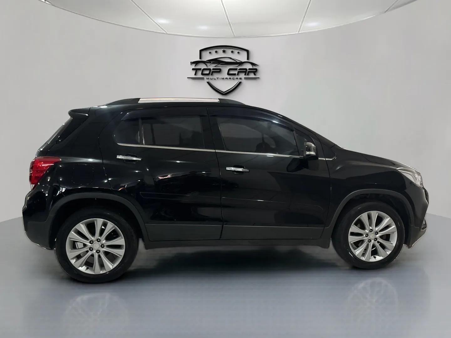 CHEVROLET Tracker - Foto