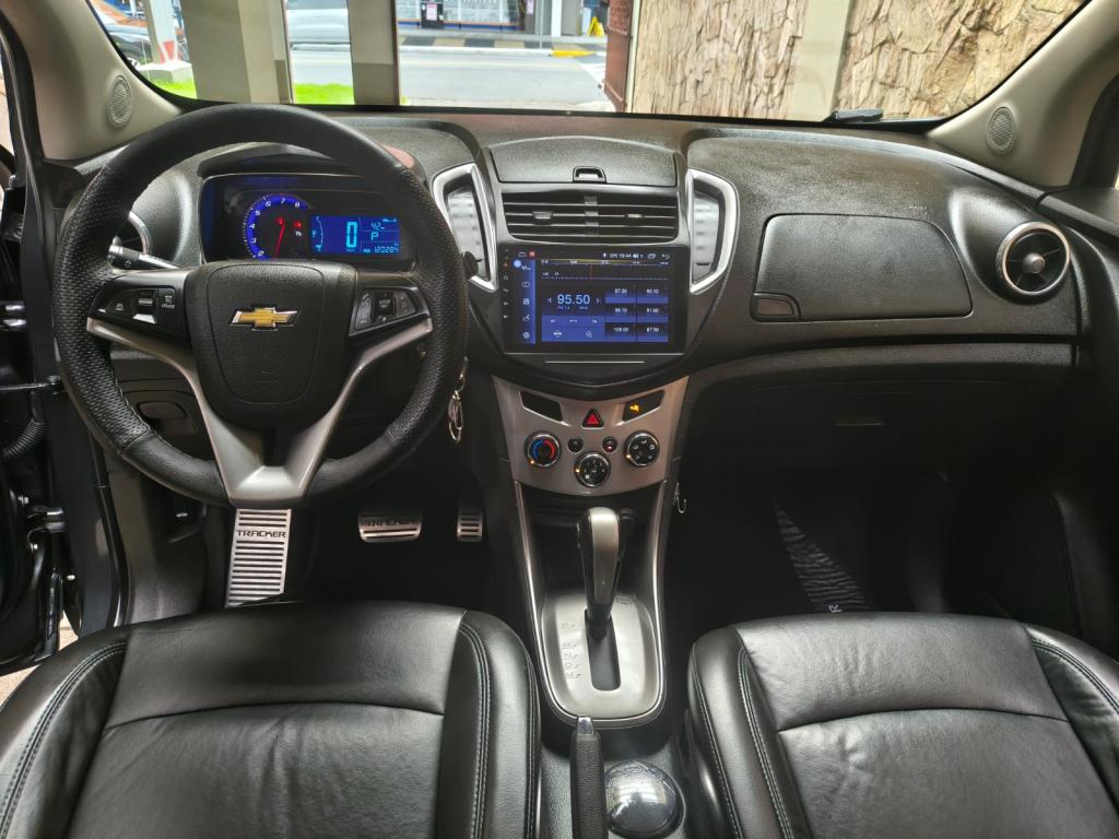 CHEVROLET Tracker - Foto