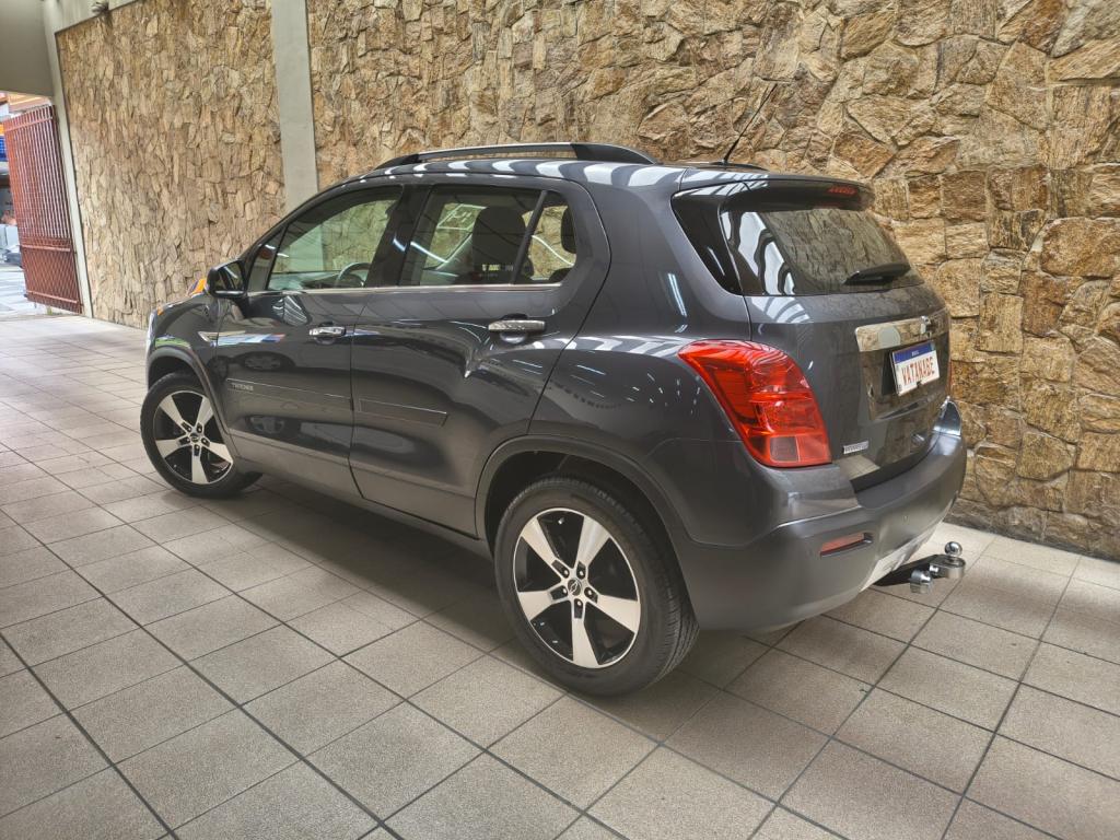 CHEVROLET Tracker - Foto