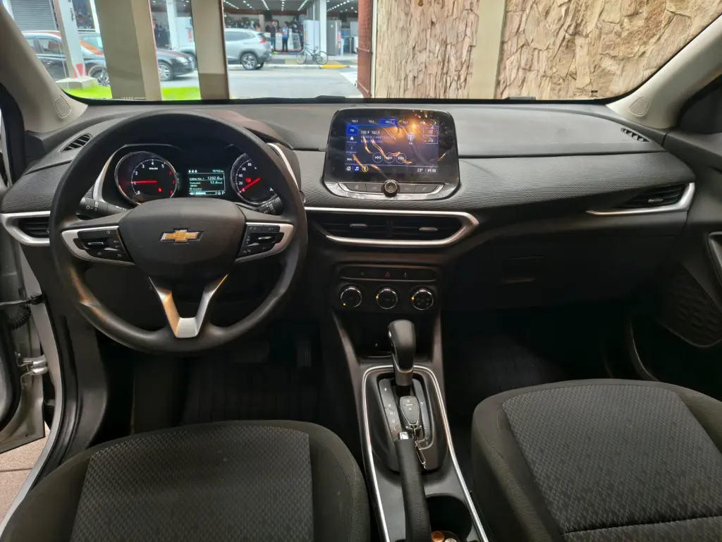 CHEVROLET Tracker - Foto