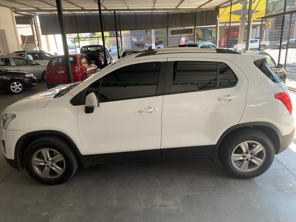 CHEVROLET Tracker - Foto