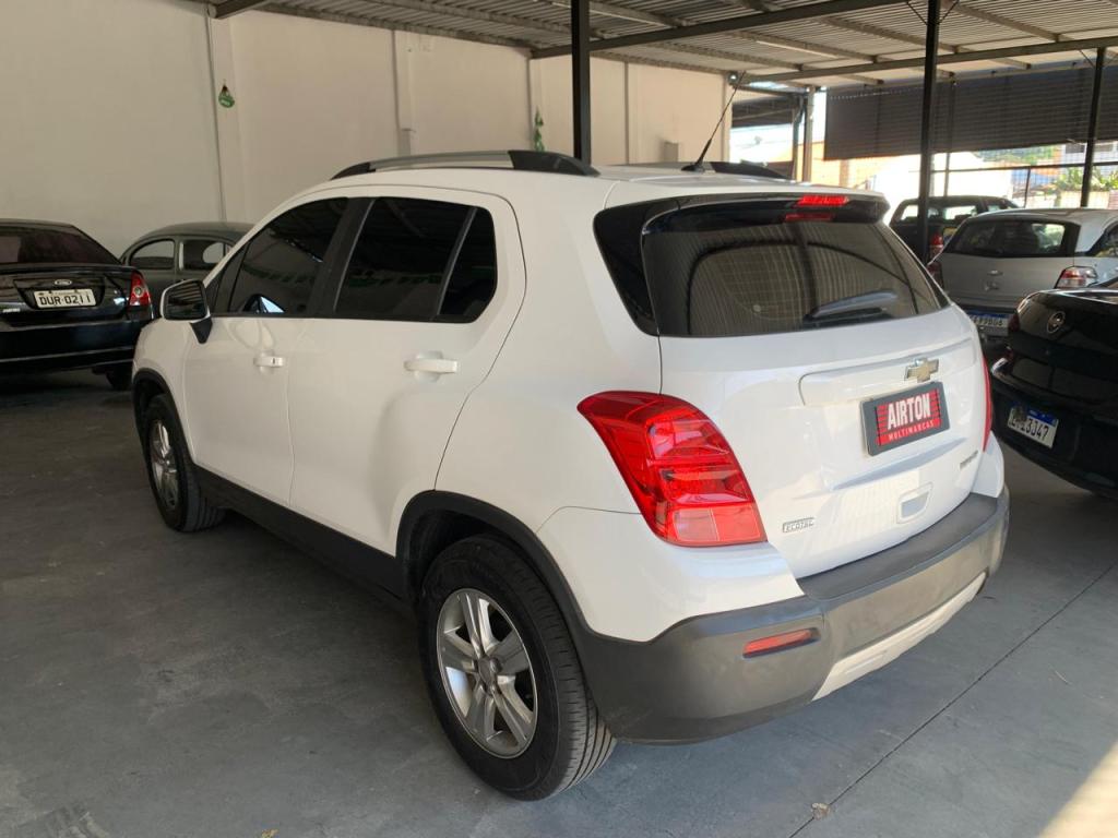 CHEVROLET Tracker - Foto