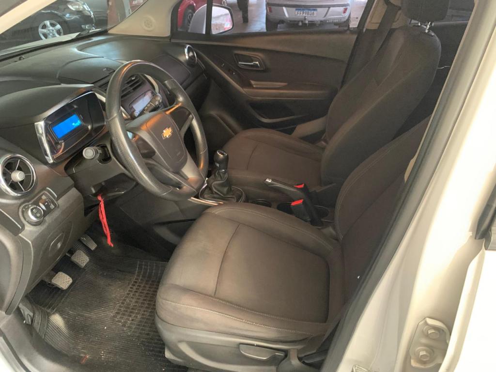 CHEVROLET Tracker - Foto