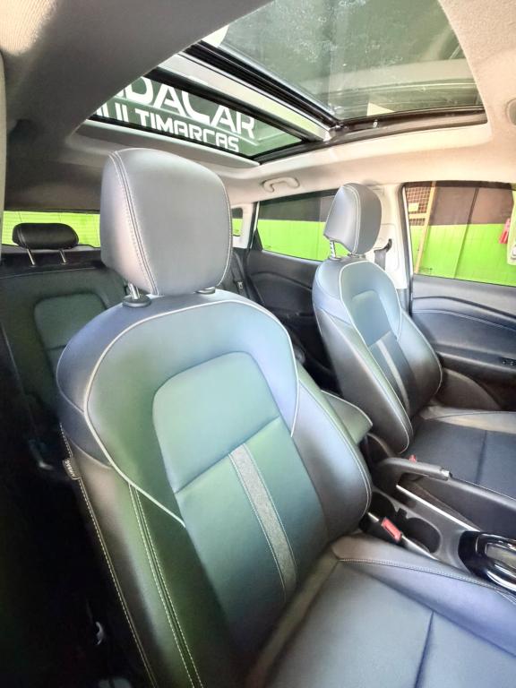 CHEVROLET Tracker - Foto