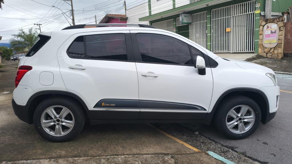 CHEVROLET Tracker - Foto
