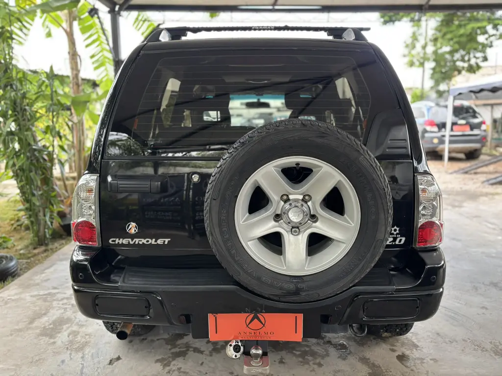 CHEVROLET Tracker - Foto