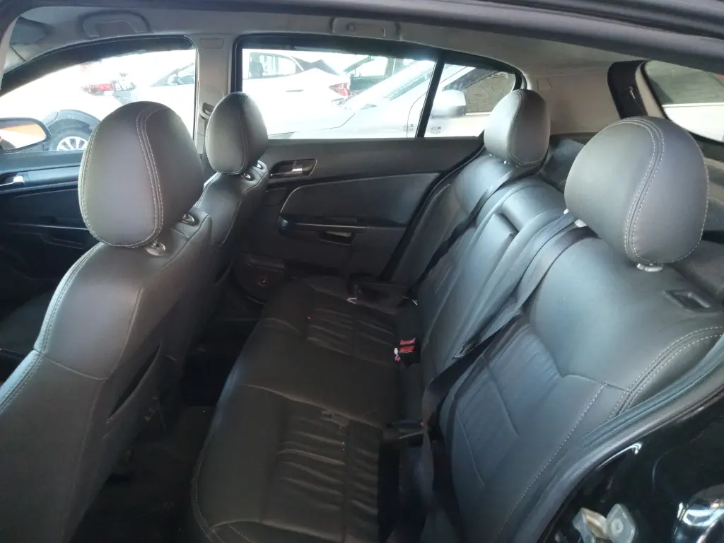 CHEVROLET Vectra Hatch - Foto