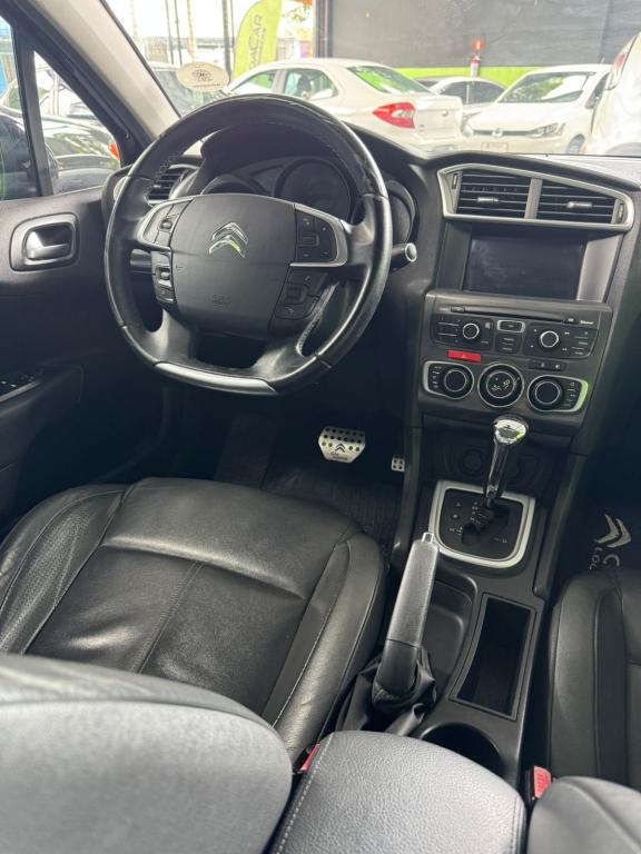 CITROEN C4 Sedan - Foto