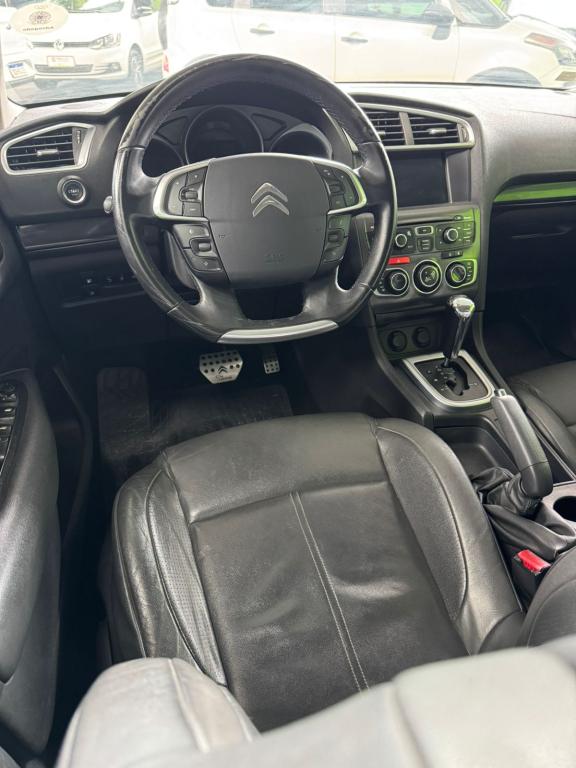 CITROEN C4 Sedan - Foto