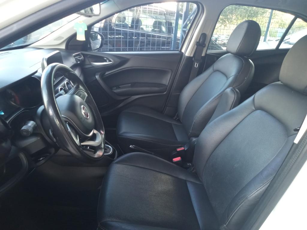 FIAT Cronos - Foto