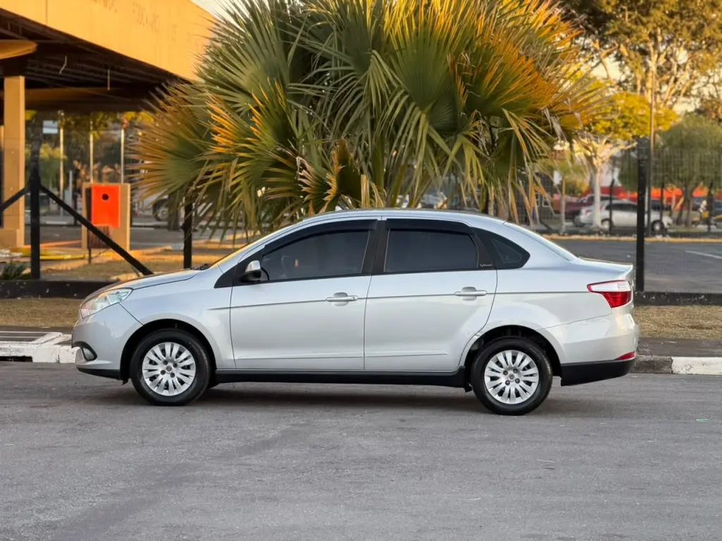 FIAT Grand Siena - Foto
