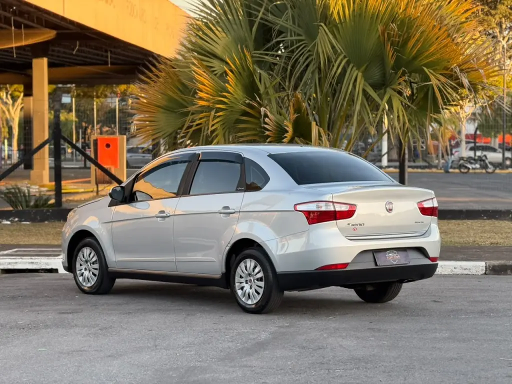 FIAT Grand Siena - Foto