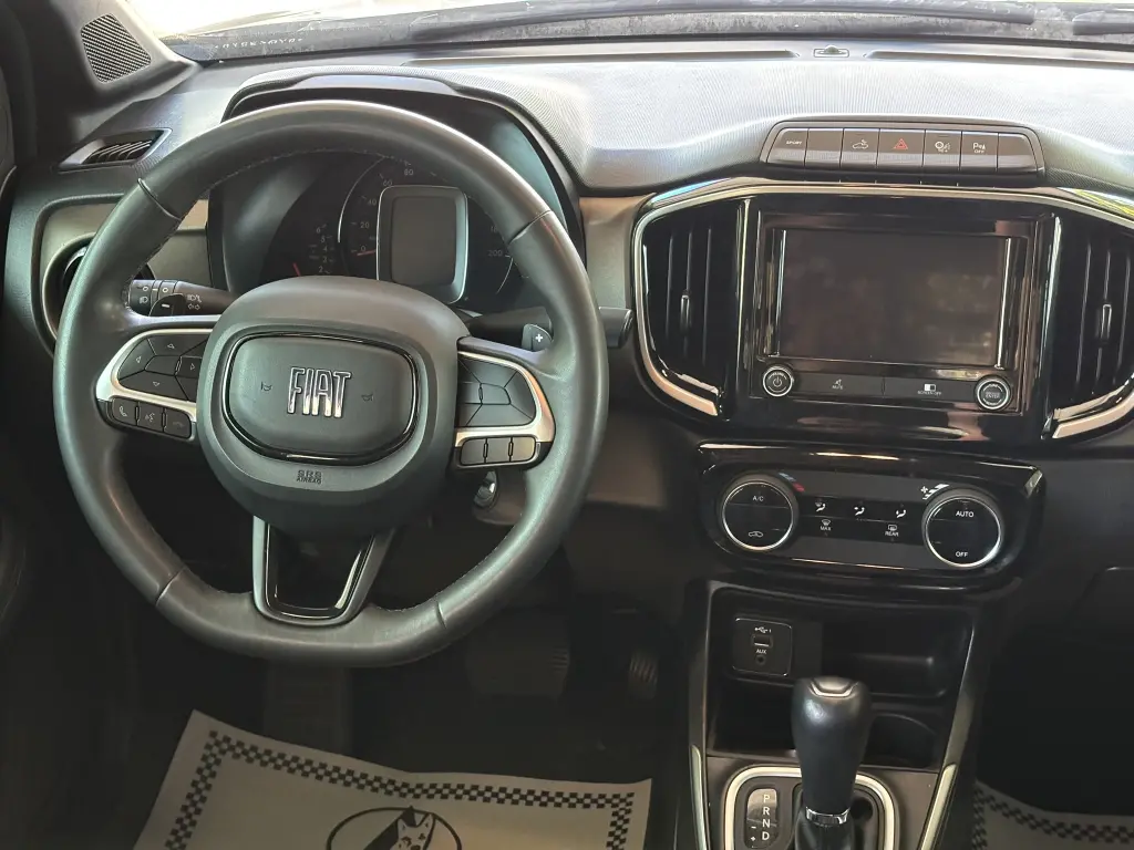 FIAT Strada - Foto