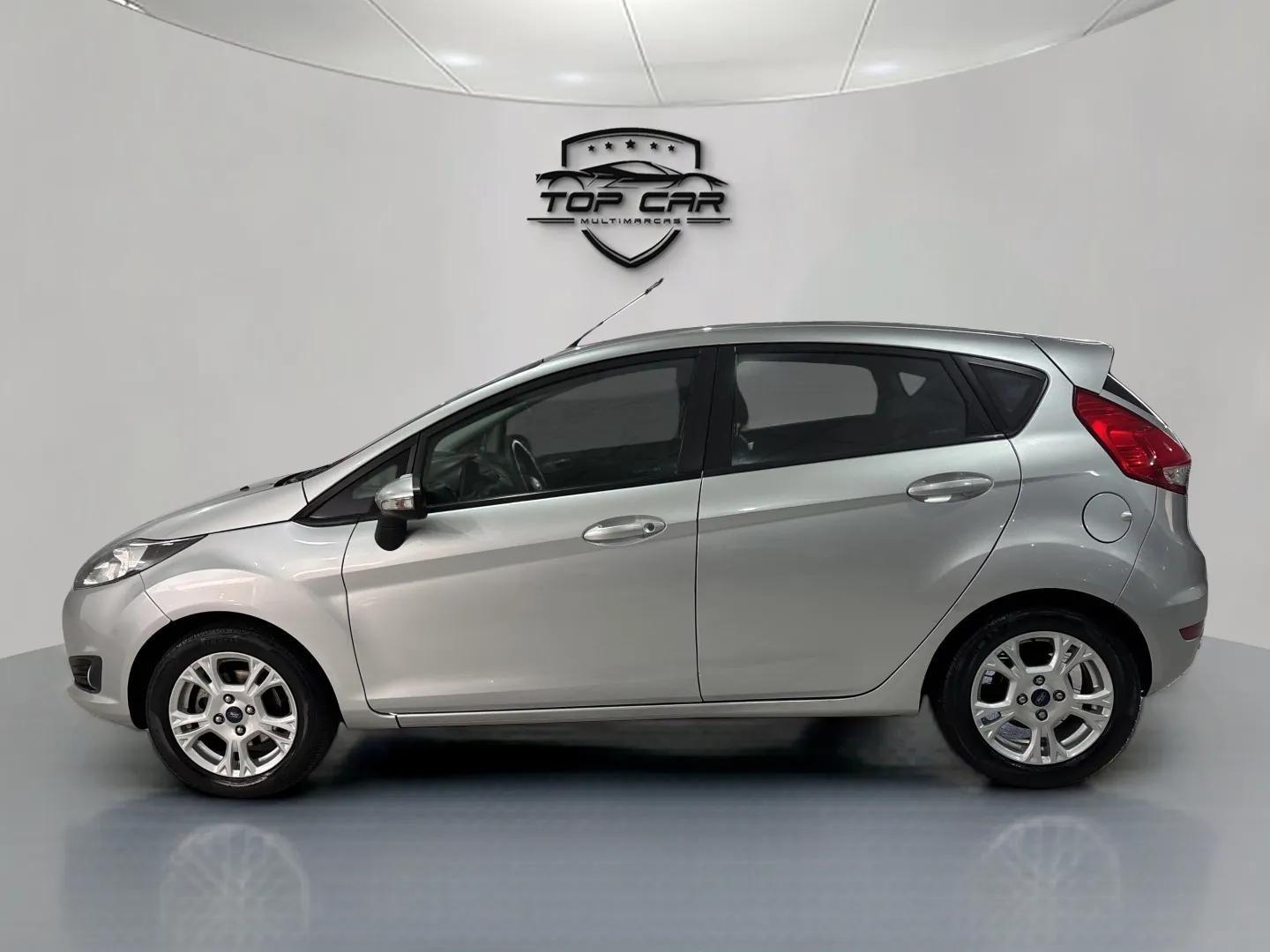 FORD Fiesta Hatch - Foto
