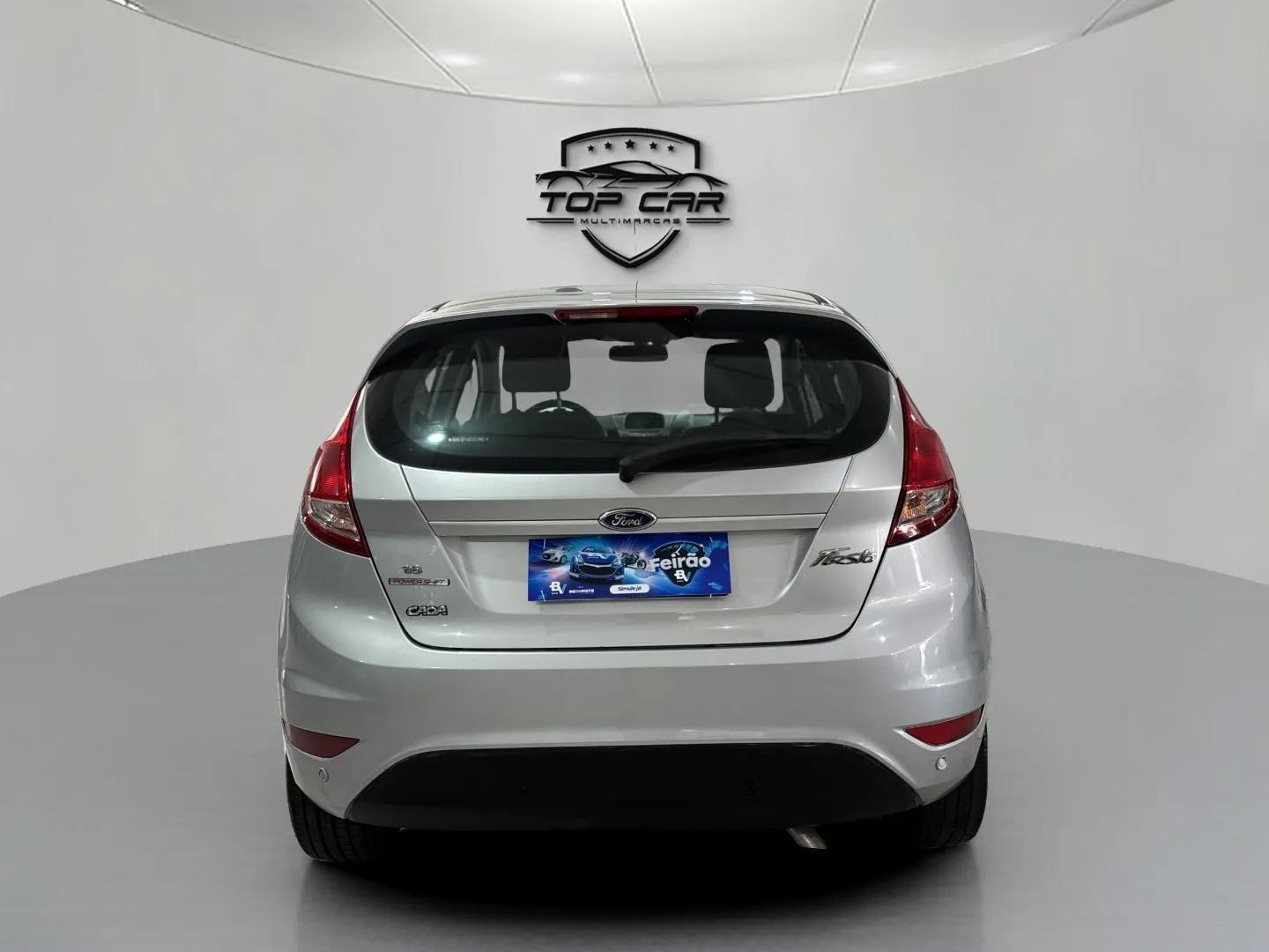 FORD Fiesta Hatch - Foto