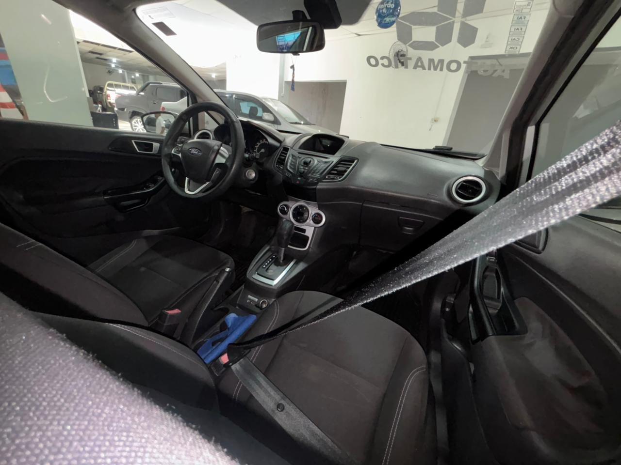 FORD Fiesta Hatch - Foto