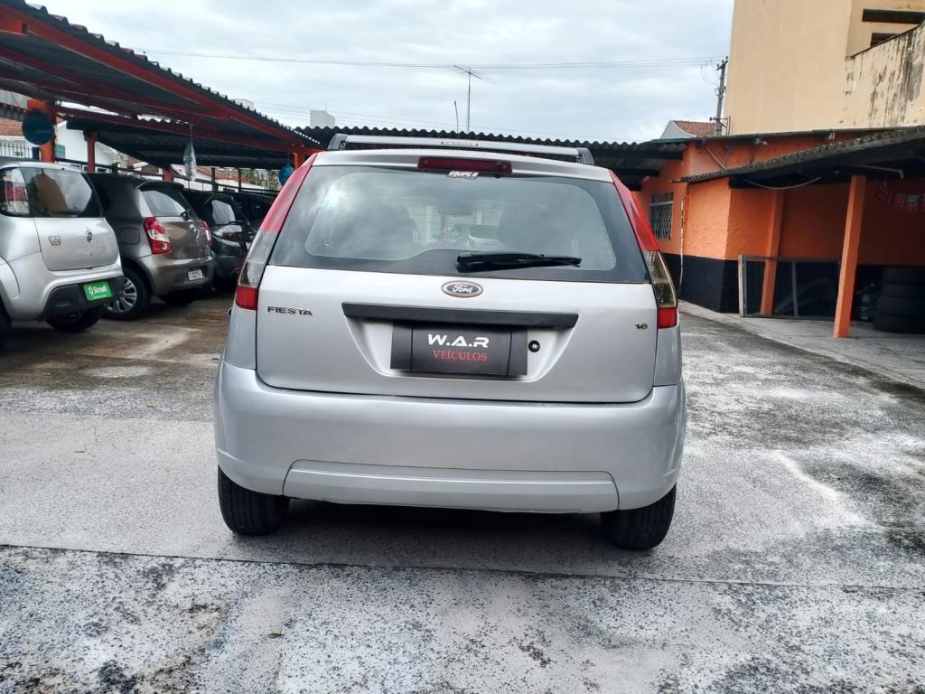 FORD Fiesta Hatch - Foto