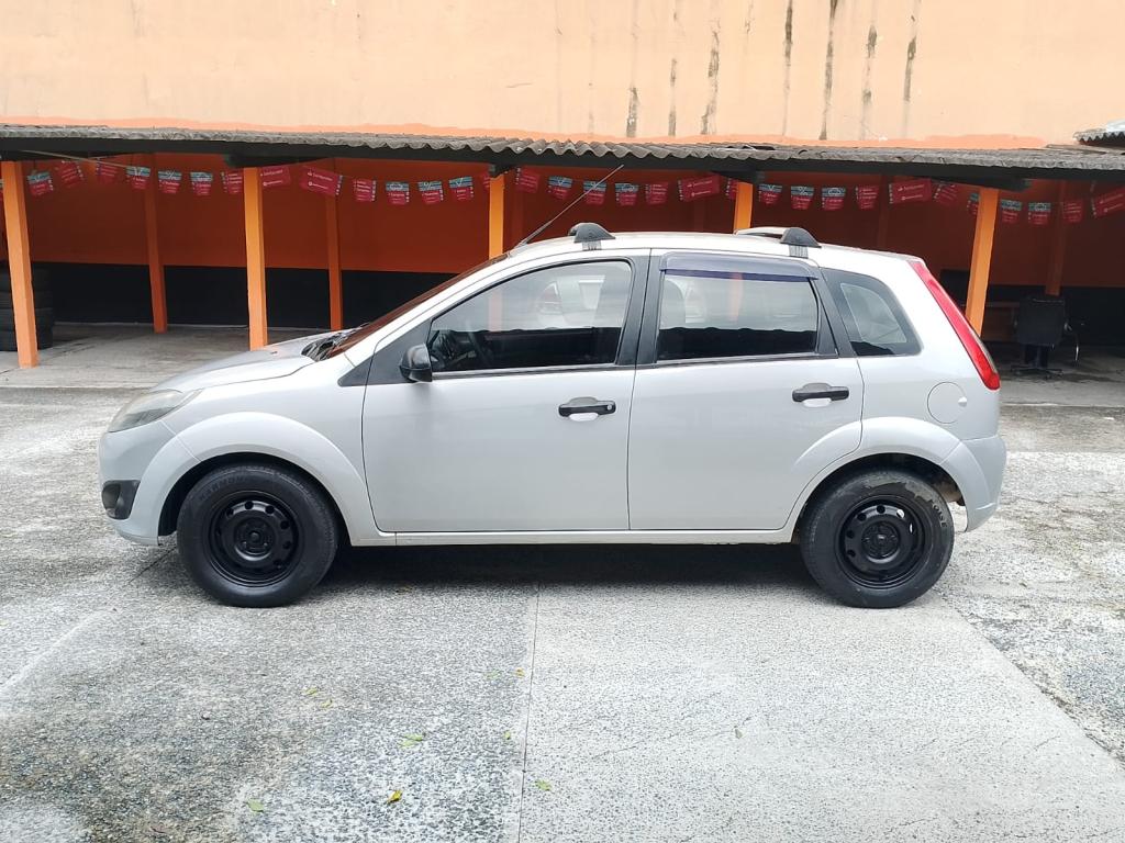 FORD Fiesta Hatch - Foto