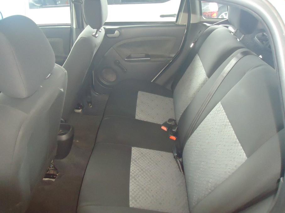 FORD Fiesta Hatch - Foto