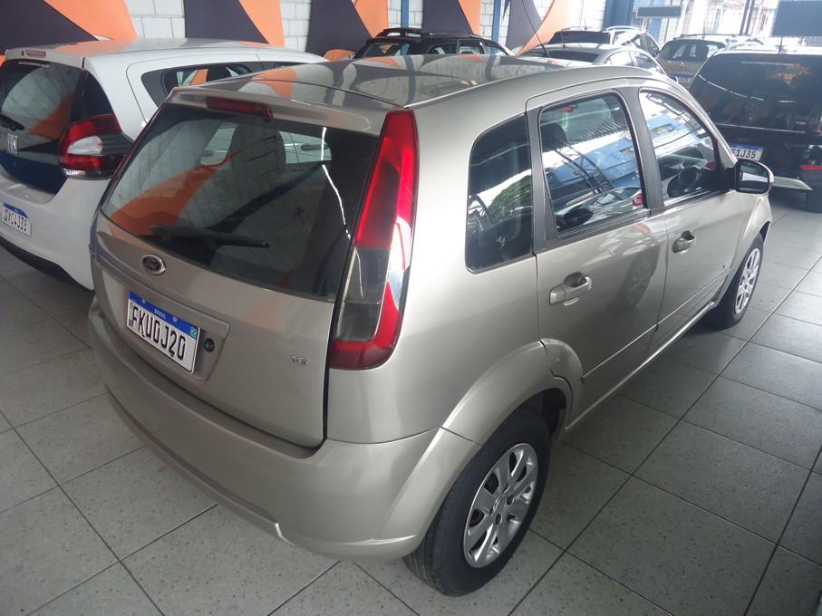 FORD Fiesta Hatch - Foto