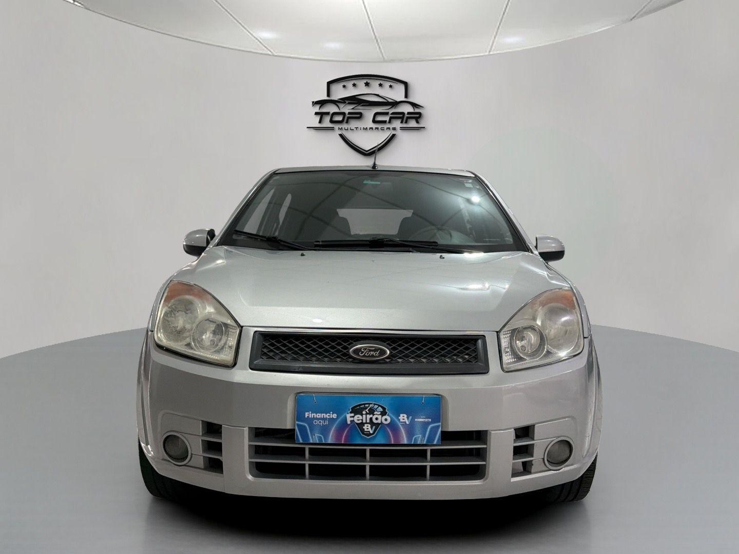 FORD Fiesta Hatch - Foto