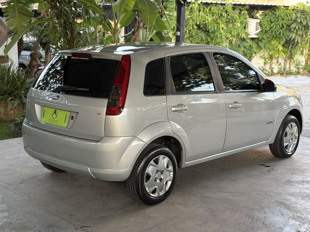 FORD Fiesta Hatch - Foto