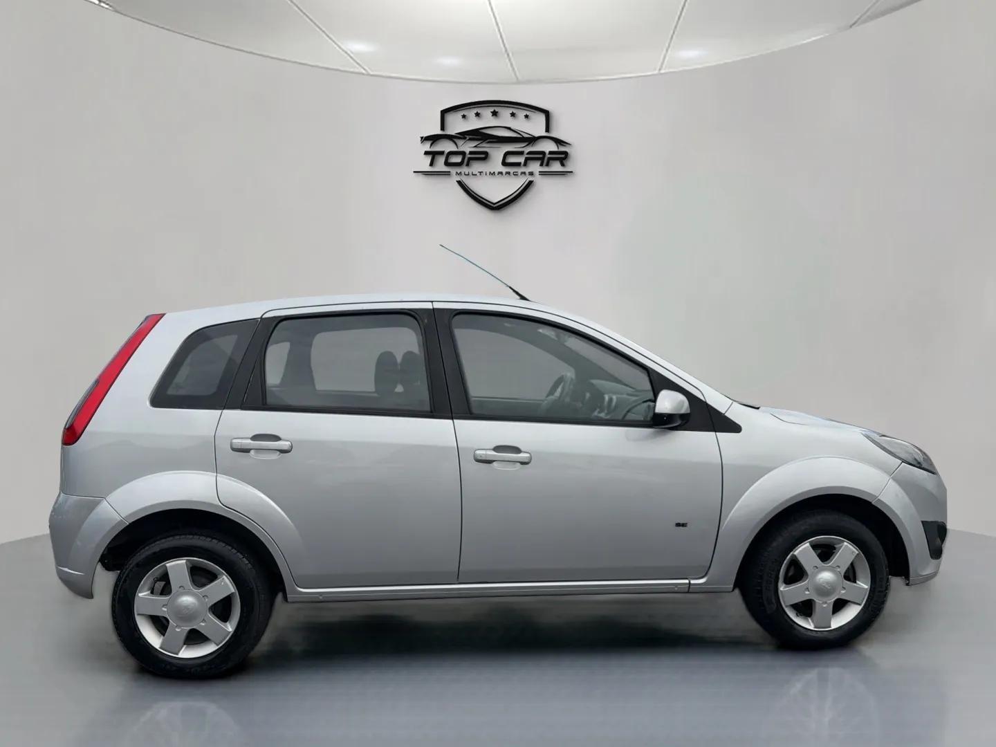 FORD Fiesta Hatch - Foto