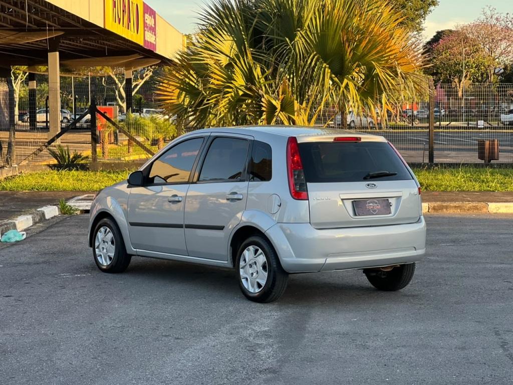 FORD Fiesta Hatch - Foto
