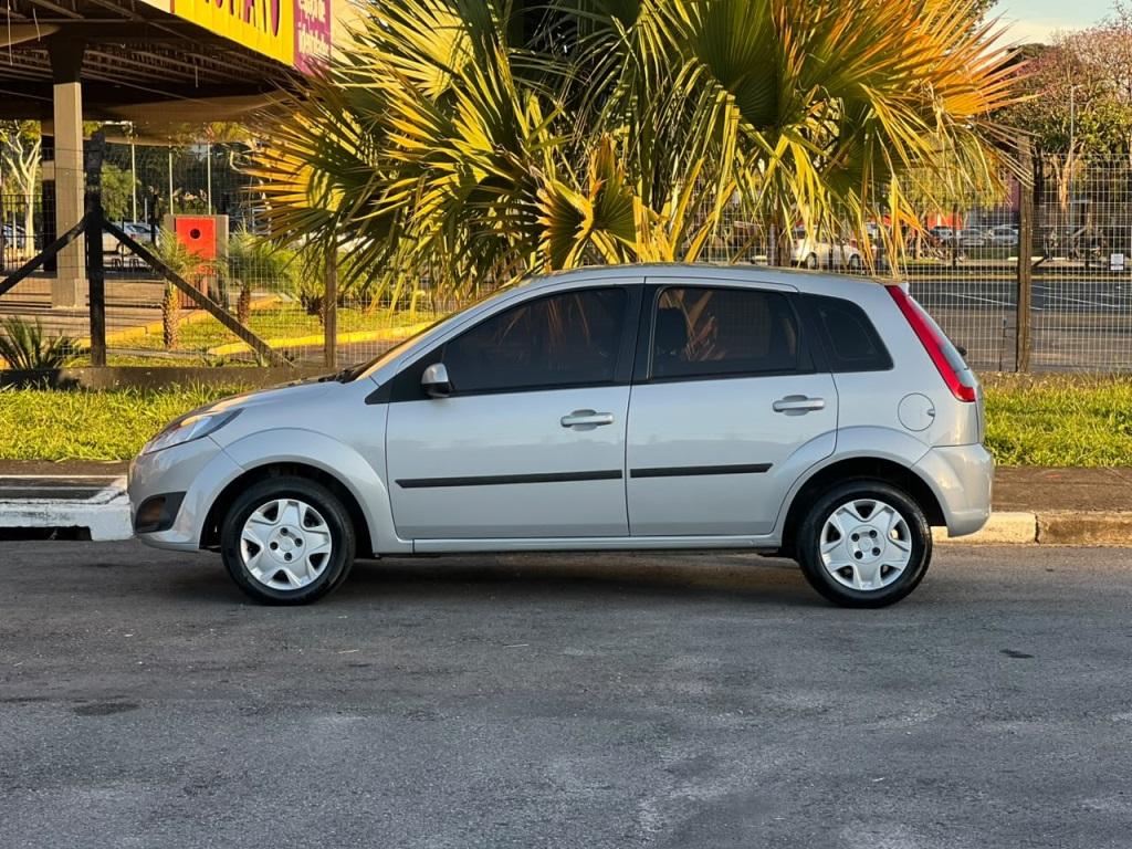 FORD Fiesta Hatch - Foto