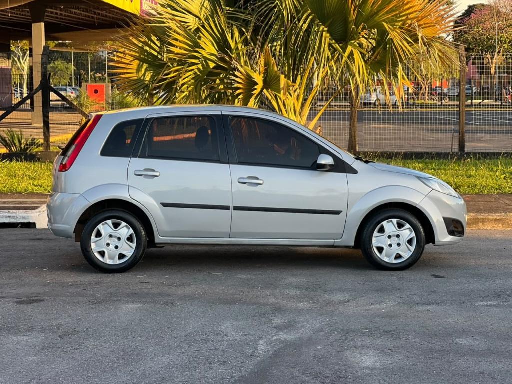 FORD Fiesta Hatch - Foto